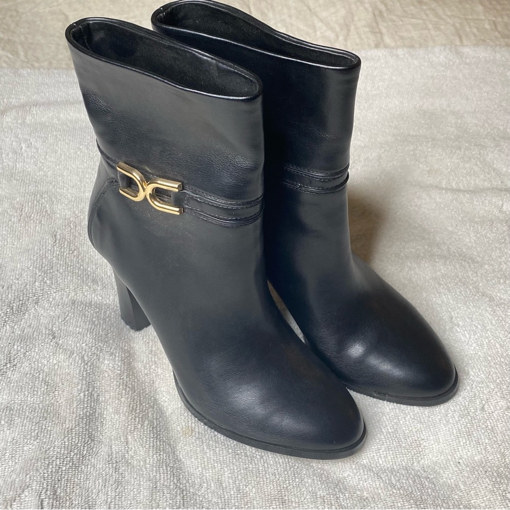 Express black above ankle block heel boots